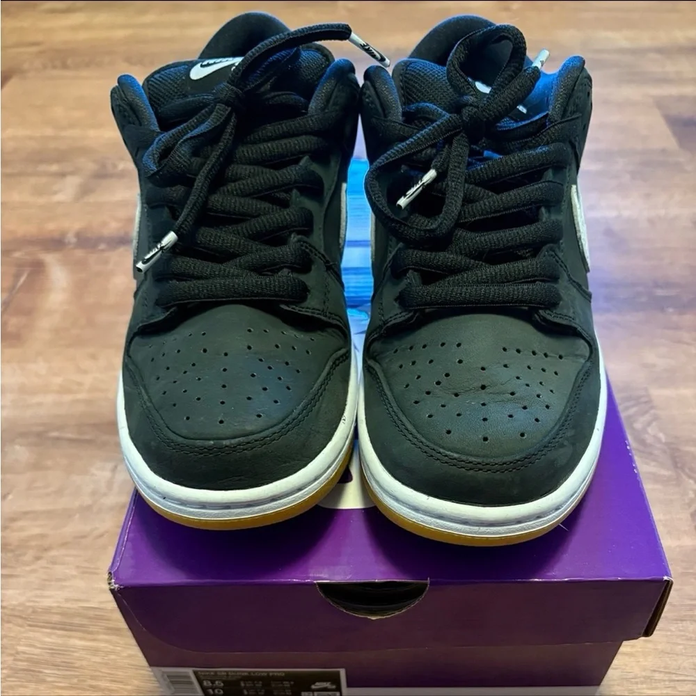 Nike SB Dunk Low Pro Size 8.5 Mens/10 Womens Shoes - Picture 7 of 9